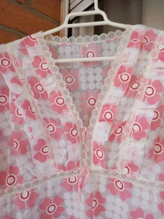 Camisón verano antiguo flores rosa
