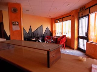 Local comercial en venta en Corrales de Buelna (Los)