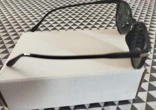 Gafas de sol negras