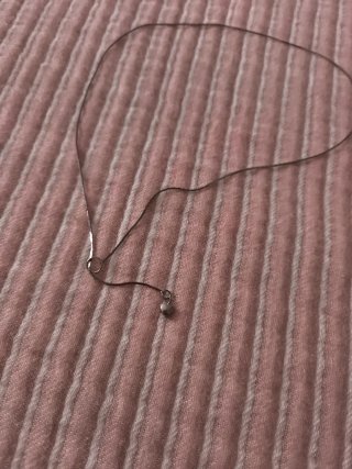 Cadena fina con colgante