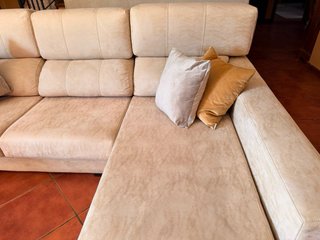 Sofá chaise longue beige tela