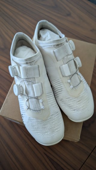 Sapatos de ciclismo Fizik Vega Carbon White