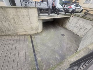 Garaje en venta en Eixample Sud – Migdia en Girona