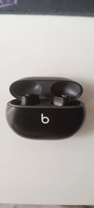 Auriculares Beats Studio Buds Negros