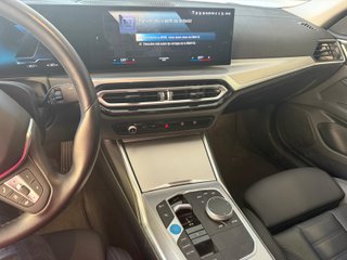 BMW i4 2023 "10000 km"