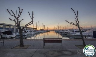 Piso en venta en Port Esportiu - Puig Rom - Canyelles en Roses