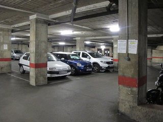 Garaje en venta en Eixample Nord – La Devesa en Girona