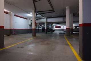 Garaje en venta en Centre en Cornellà de Llobregat