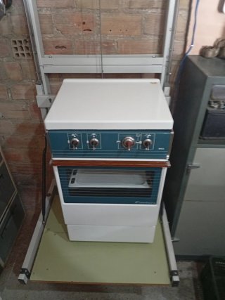 Hornillo con horno Corberó