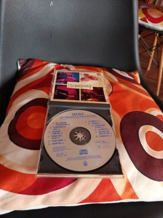 Olé Olé - Los Caballeros Las Prefieren Rubias CD
