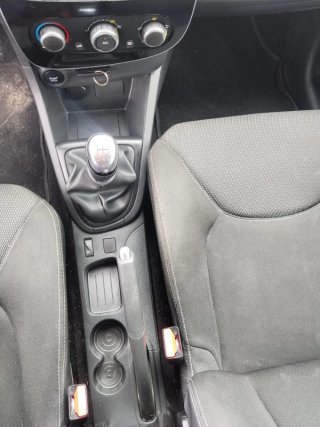 SIN ENTRADA! Renault Clio 84000KM!