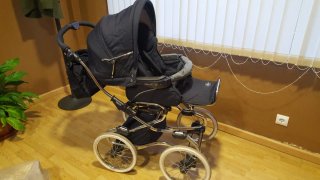 Carrito de bebé azul marino