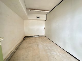 Local comercial en venta en La Plana en Esplugues de Llobregat