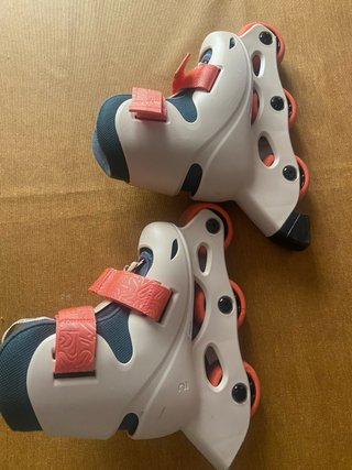 Patines infantiles talla 26-28