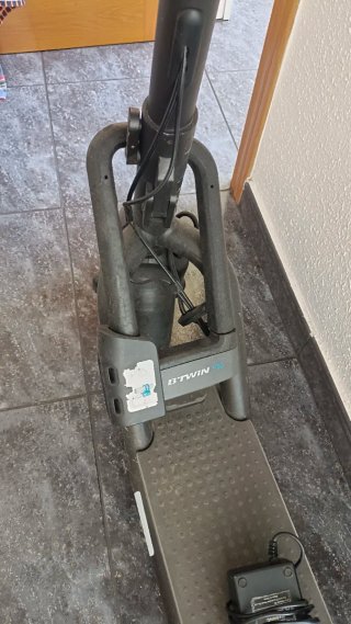 Monopatín Eléctrico NAVEE SCOTER N65