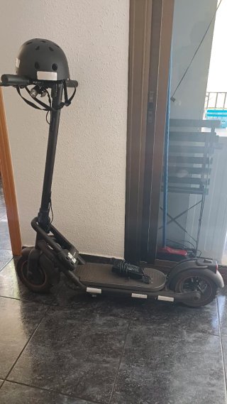 Monopatín Eléctrico NAVEE SCOTER N65