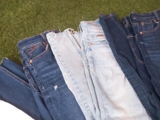 Pack 4 pantalones vaqueros STRADIVARIUS TALLA S
