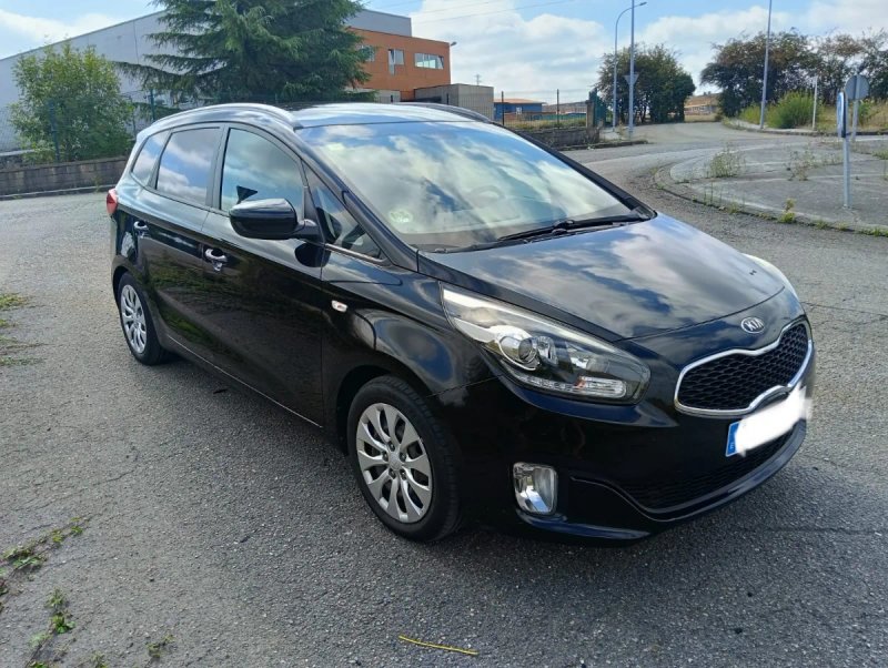 KIA Carens 2014 - foto 1