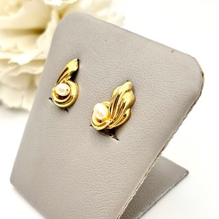 Pendientes de oro 18kt con perlas