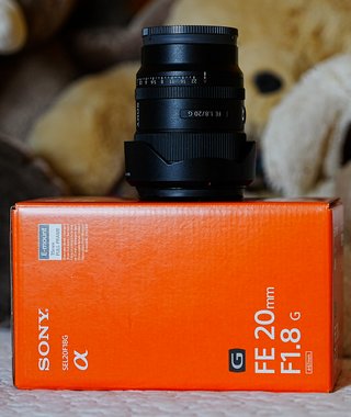 OBJETIVO -SONY 20 MM F.1.8G