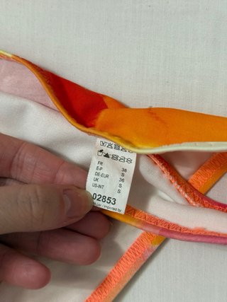 Bikini naranja