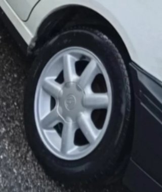 Llantas 4x100 con gomas 90%