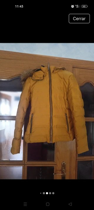 Chaqueta Zara mostaza