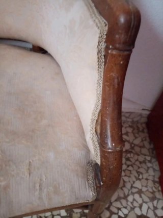 Butaca vintage tela y madera,