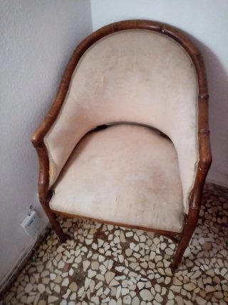 Butaca vintage tela y madera,