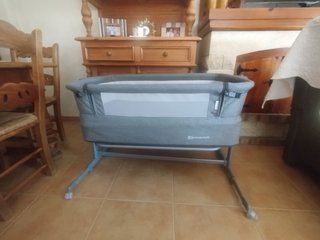 Minicuna gris con colchón