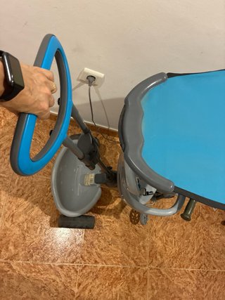 Triciclo infantil con toldo y manillar
