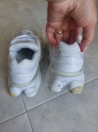 Scarpe New Balance 9060 Tg 36 senza solette