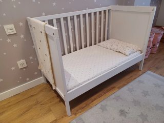 CUNA CONVERTIBLE EN CAMA SUNDVIK BLANCA