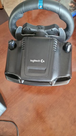 Logitech G29 Driving Force PS4 Volante+pedalera.