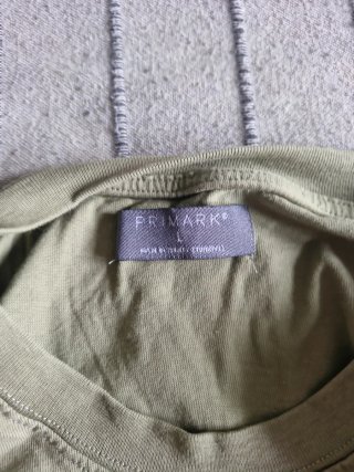 Camiseta Primark Verde Oliva Talla L