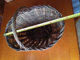 Cesta de mimbre para setas