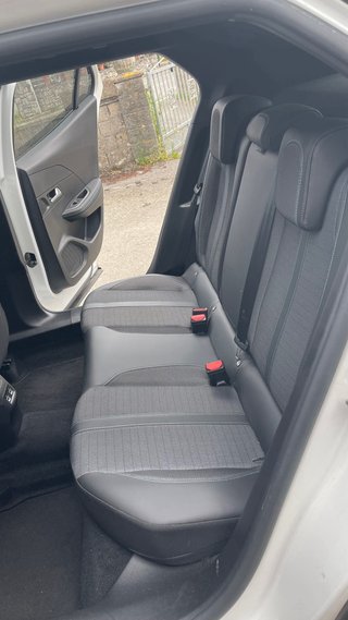 Peugeot 2008 2023