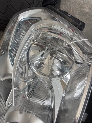Faros nissan qashqai +2 2008