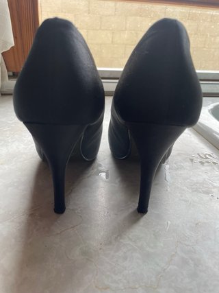 Zapato negro fiesta
