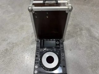 Pioneer DJ DJM-750MK2 + Pioneer CDJ-2000 Nexus