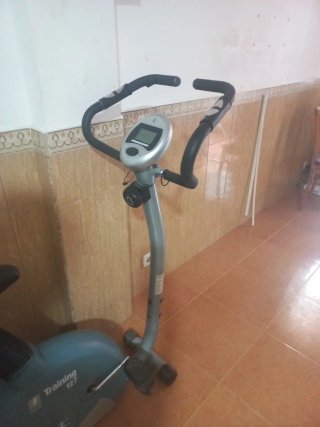 Bicicleta Estática Training 127