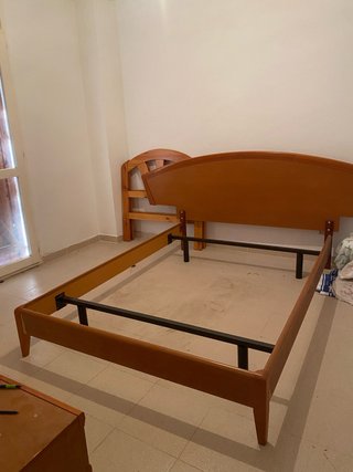 Estructura cama 135cm madera y patas de metal