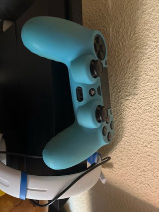 Play 4 + Volantes + Juegos