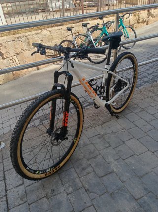 Bicicleta de Montaña Trek Blanca