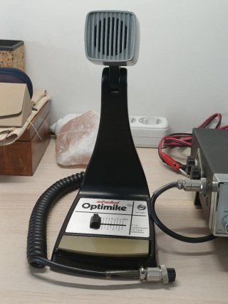 Emisora CB SUPER STAR con micrófono y previo
