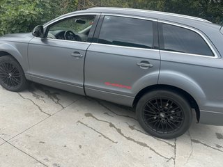 Audi Q7 3.0 TDI Quattro (2006- Estética Gris Mat