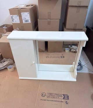 Specchiera da bagno con anta e ripiani