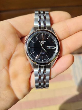 Reloj Seiko 5 Automático Negro/Plata