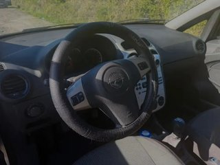 Opel Corsa 2010 Essentia 1.2