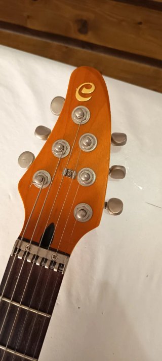 Guitarra Eléctrica Cort S2550